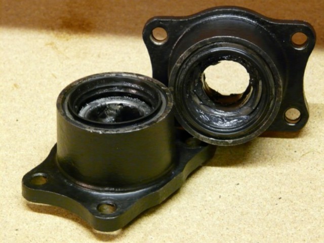 Rear Bearing Carriers with new bearings and seals